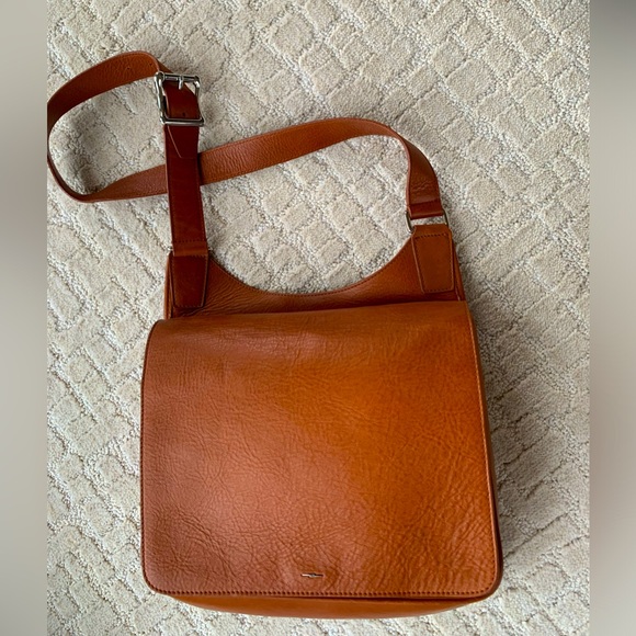 Shinola messenger bag - Picture 1 of 9